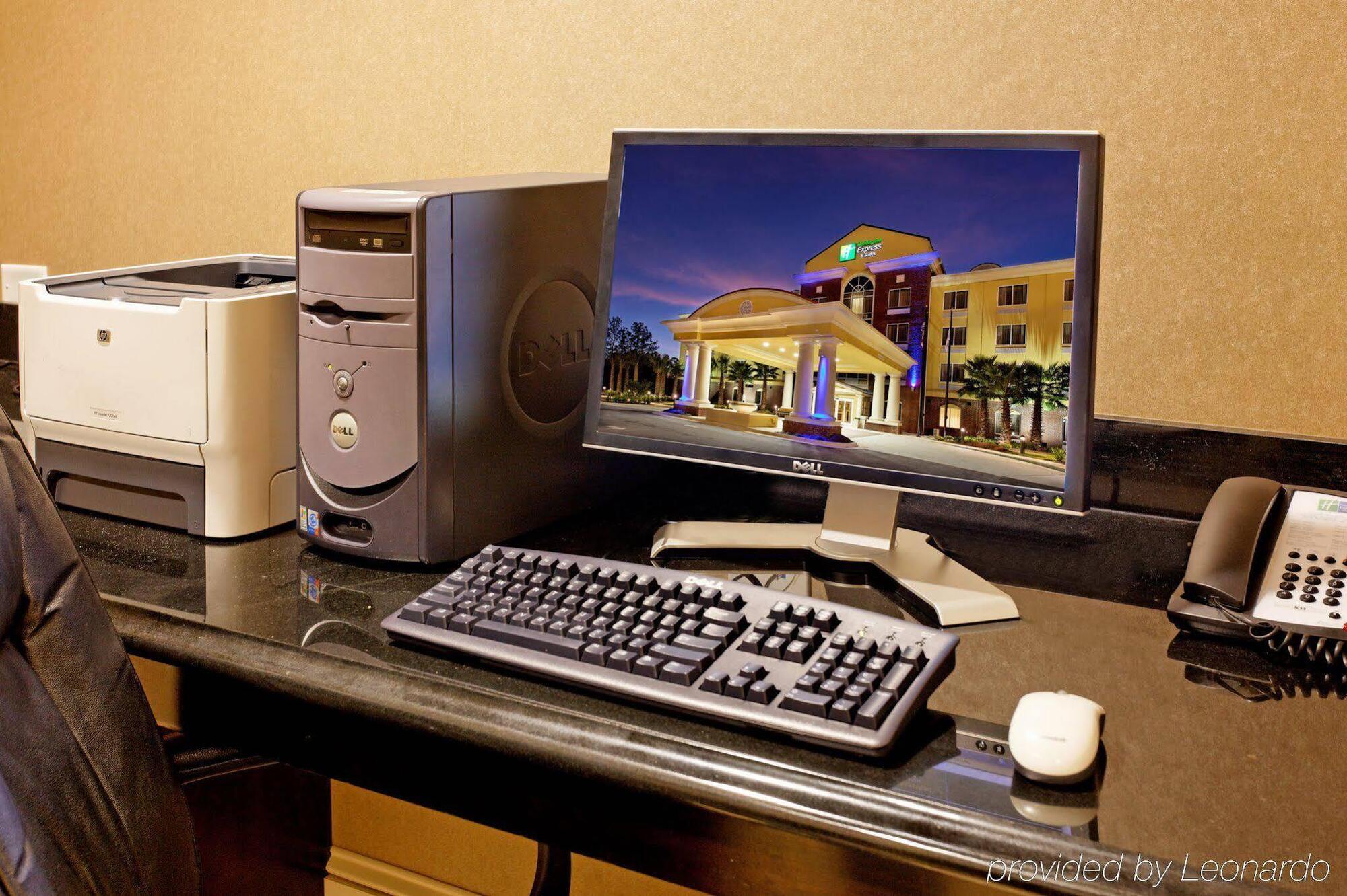 Holiday Inn Express Hotel & Suites Crestview South I-10 By Ihg Exterior foto